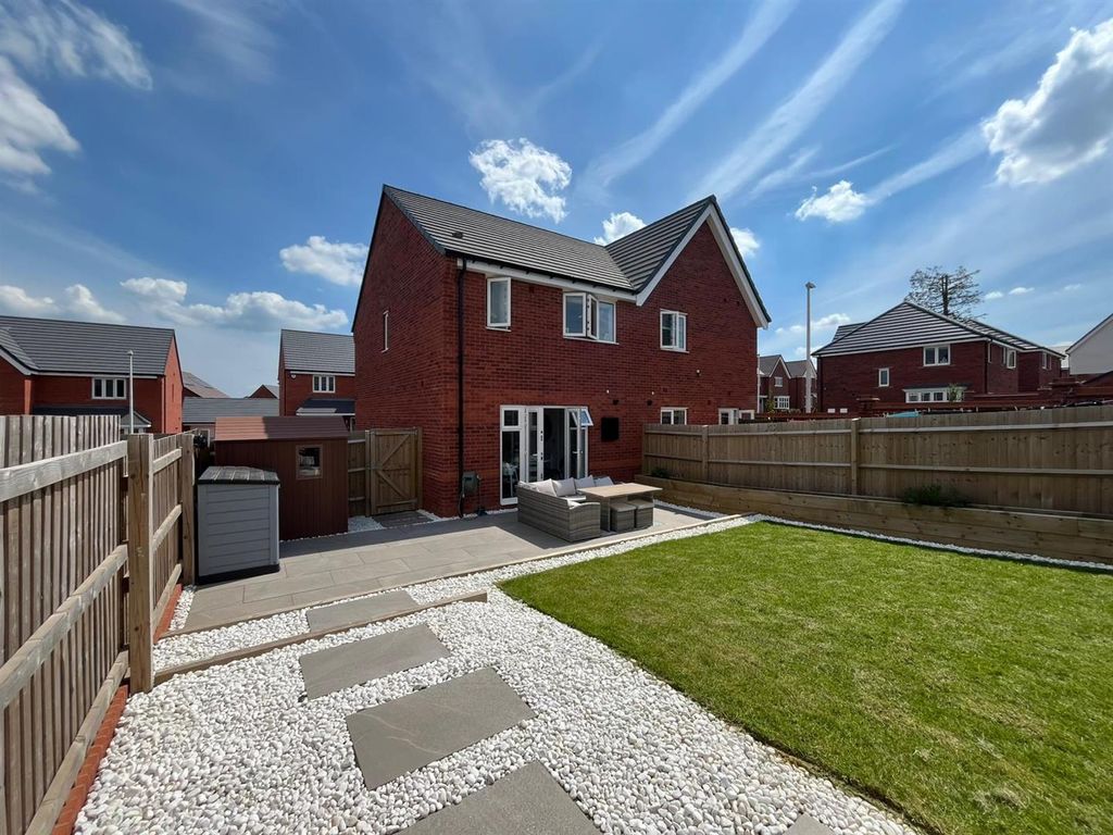 Additional image 17 of 3 bed semi-detached house for saleMaple Close, Atherstone CV9