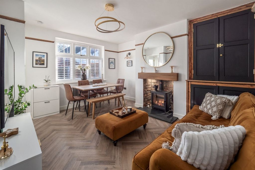Additional image 3 of 3 bed terraced house for saleCrescent Road, Alderley Edge SK9