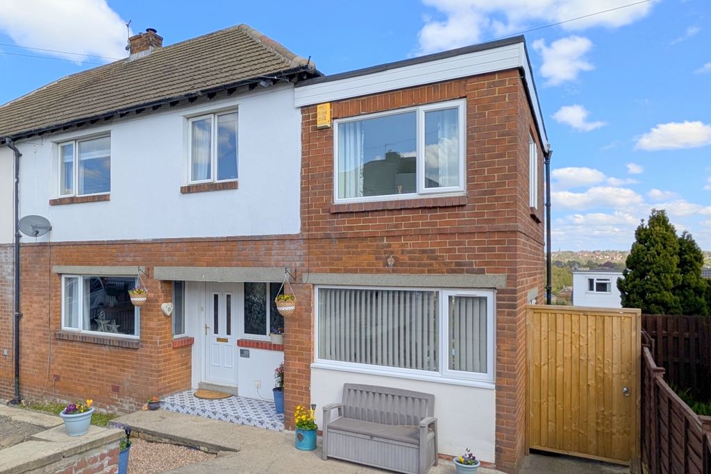 Additional image 27 of 4 bed terraced house for saleLaverock Lane, Brighouse, West Yorkshire HD6