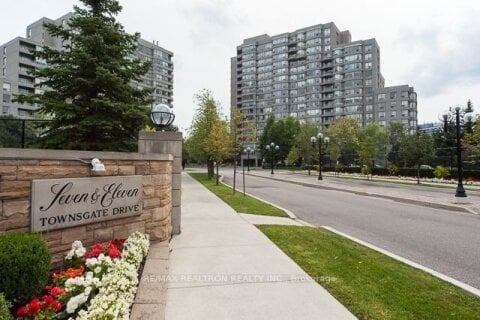 Additional image 7 of #107-11 Townsgate Drive, Vaughan, ON, L4J 8G4