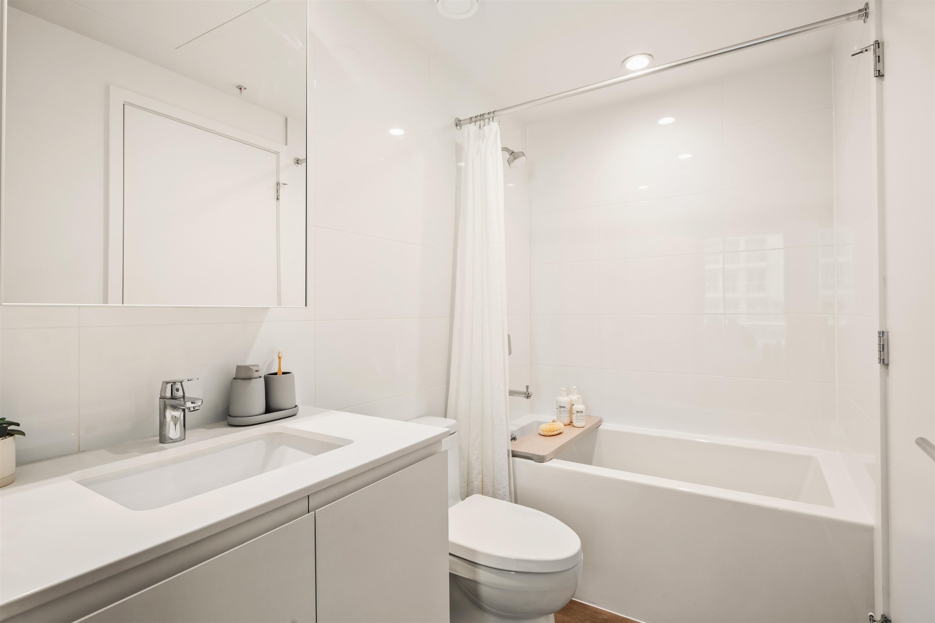 Additional image 6 of 2405-3888 Evergreen Place, Burnaby, BC, V3J 0M3