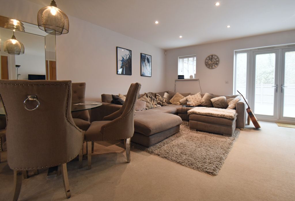 Additional image 2 of 5 bed detached house for saleDaneshill Court, Lychpit, Basingstoke RG24