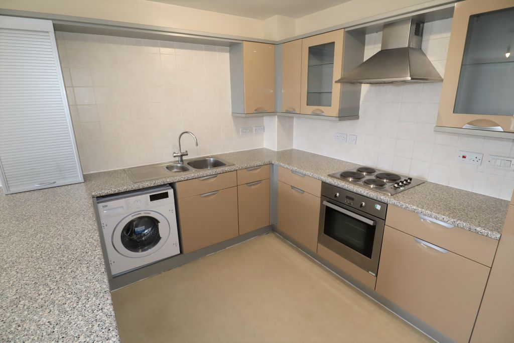 Additional image 2 of 2 bed flat for saleRiverside Drive, Lincoln LN5