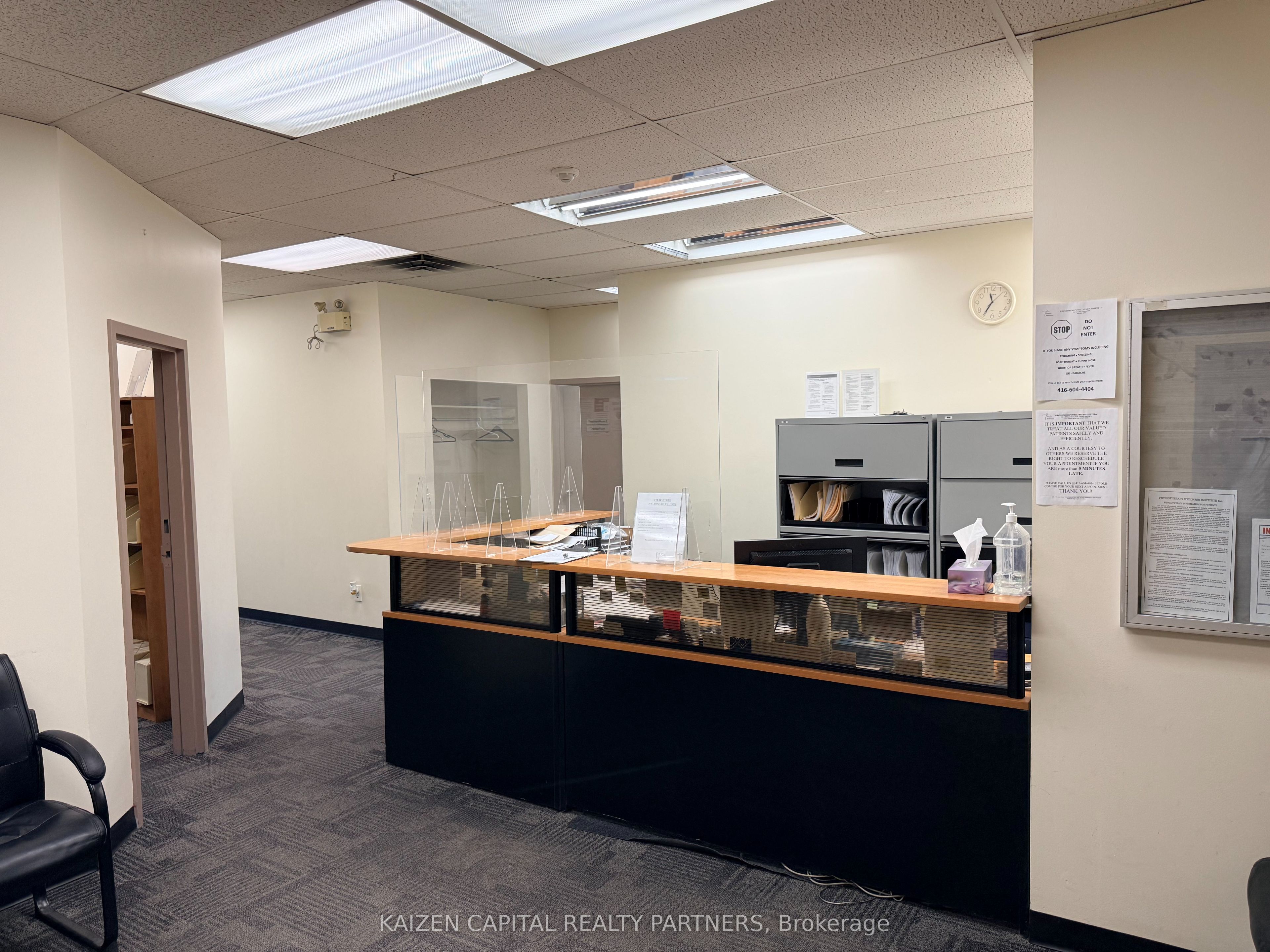 Additional image 4 of 202A-901 Jane Street, Toronto, ON, M6N 4C6