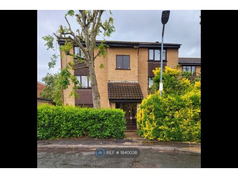 Millhaven Close, Romford RM6
