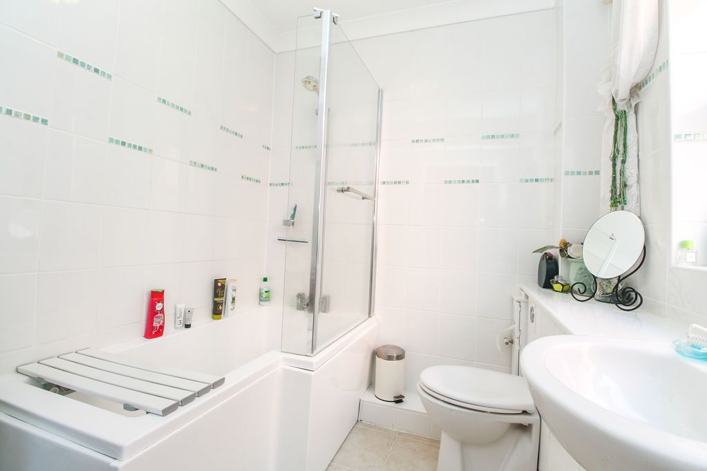 Additional image 12 of 2 bed flat for saleShakespeare Road, Bedford MK40