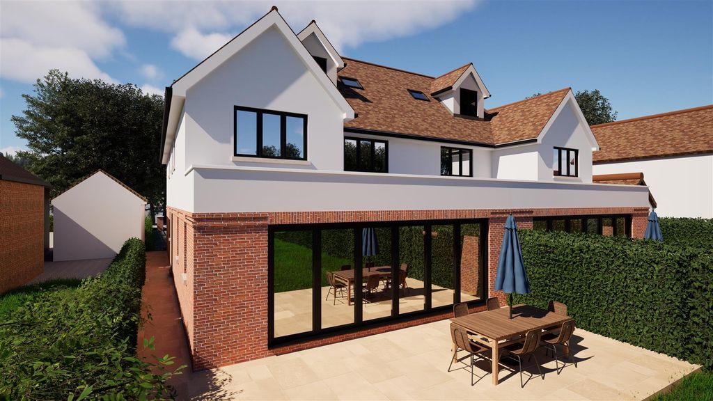Additional image 14 of 4 bed semi-detached house for salePotash Road, Billericay CM11