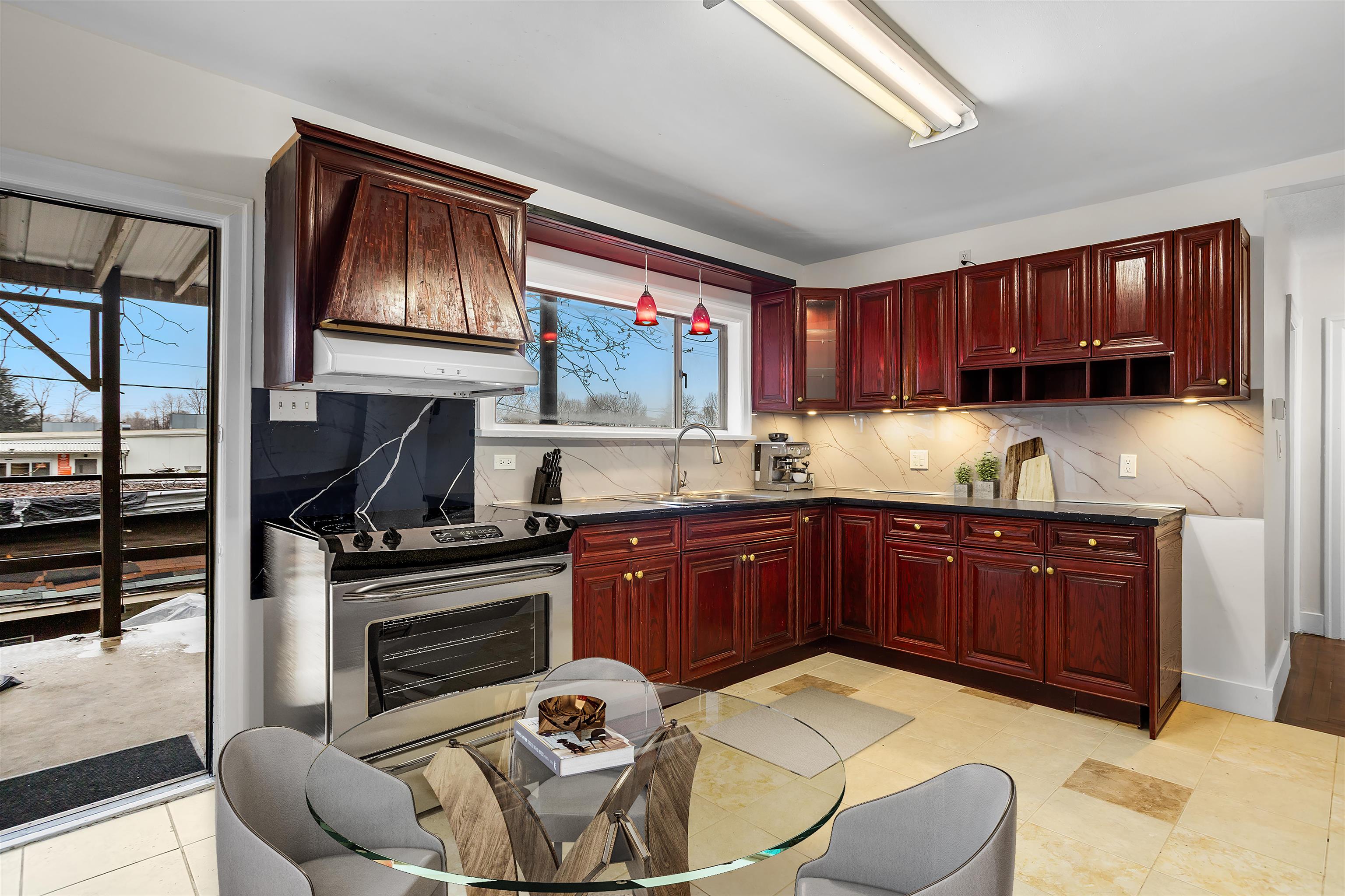 Additional image 2 of 454 Rousseau Street, New Westminster, BC, V3L 3R3