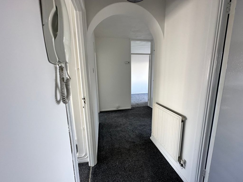 Additional image 15 of 2 bed flat for salePark Avenue, Bexhill TN39