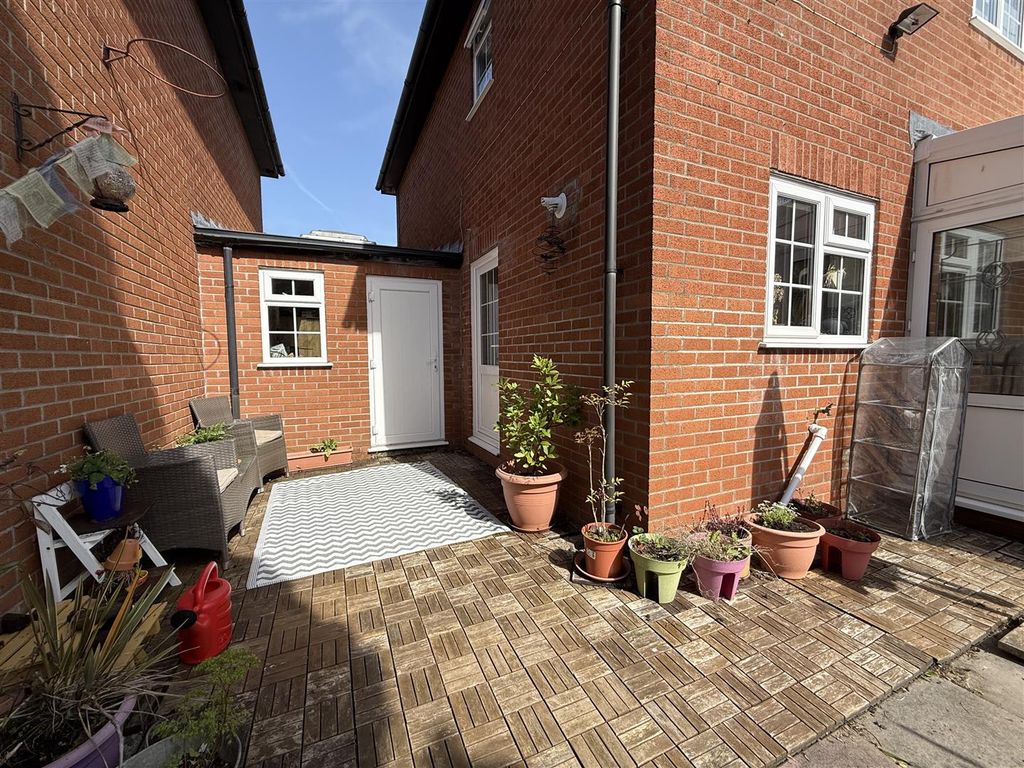 Additional image 12 of 3 bed detached house for saleCae Syr Dafydd, Cardiff CF11