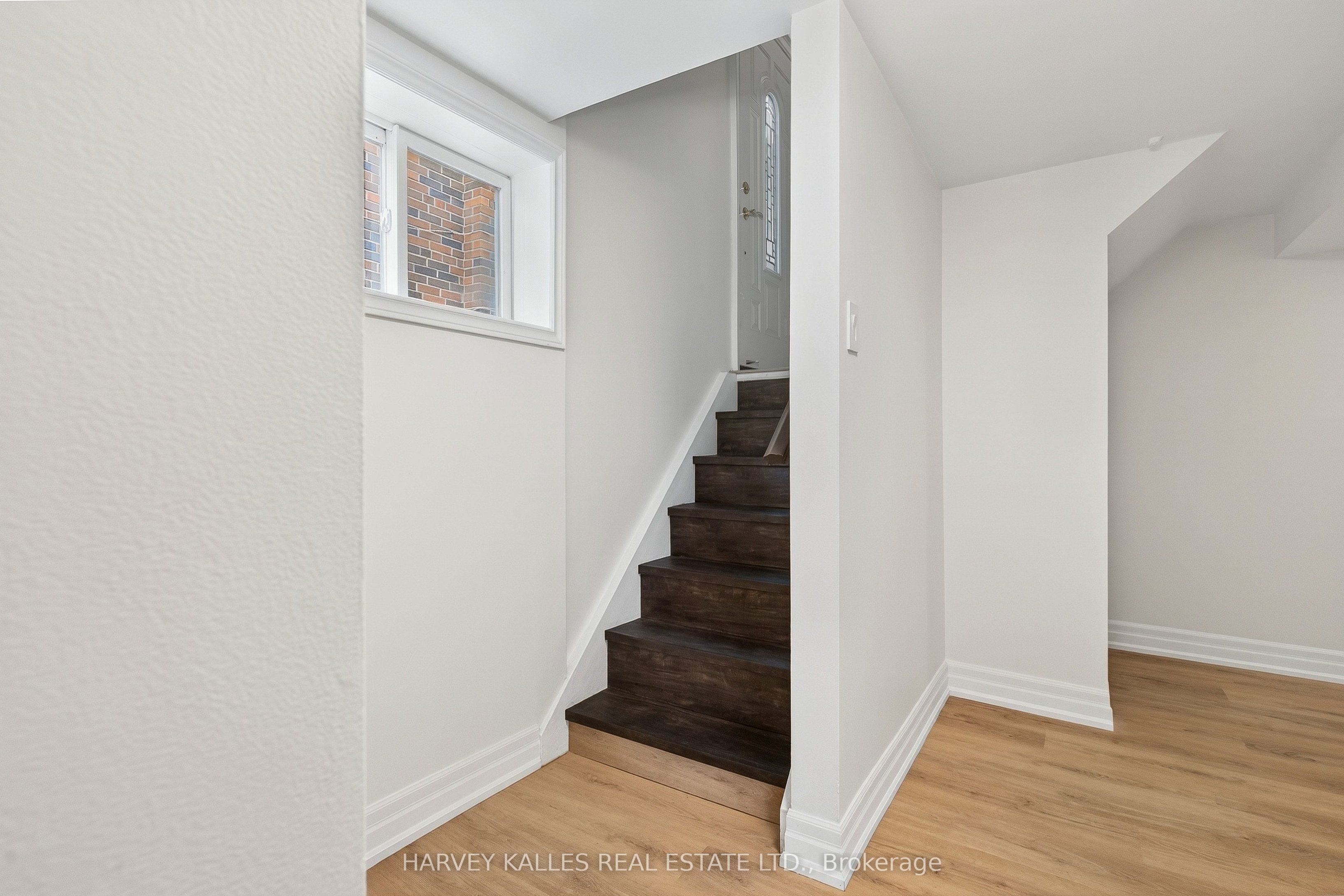 Additional image 2 of Basement-67 Robinglade Drive, Toronto, ON, M9B 2R2