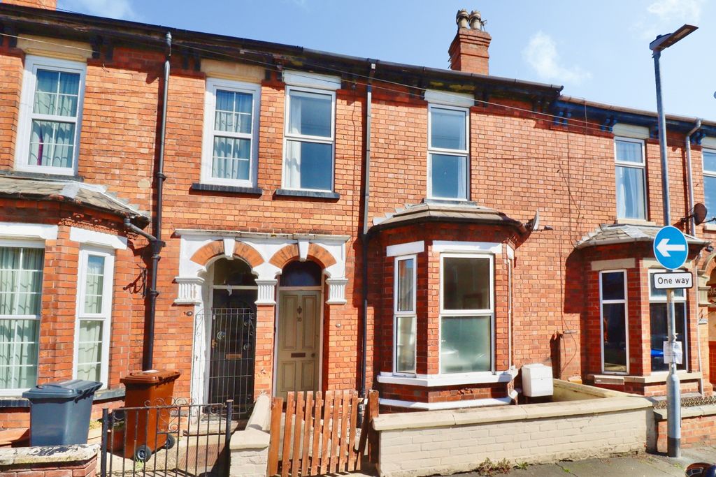 3 bed terraced house for saleSibthorp Street, Lincoln LN5