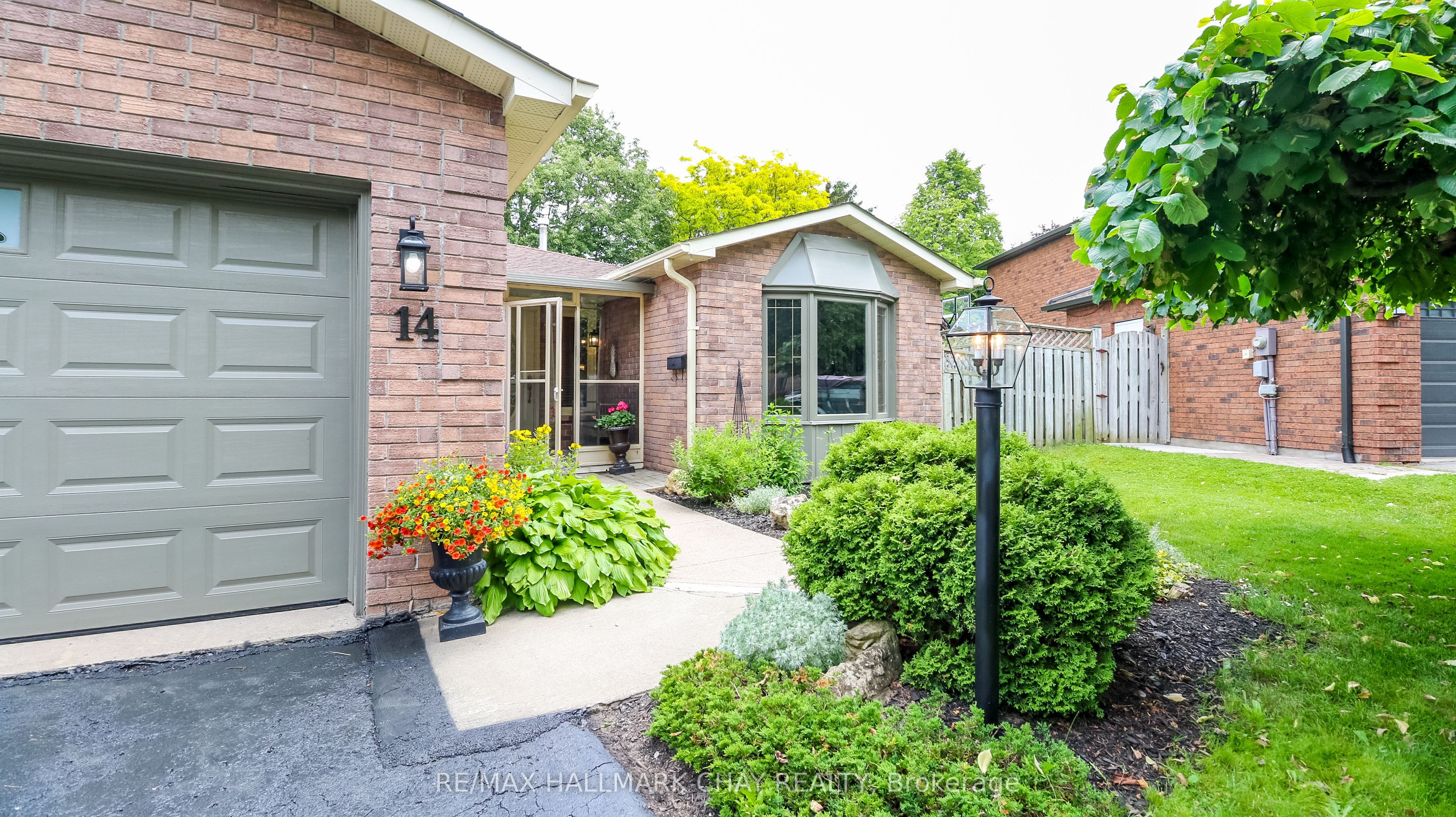 Additional image 2 of 14 Autumn Lane, Barrie, ON, L4N 6G8