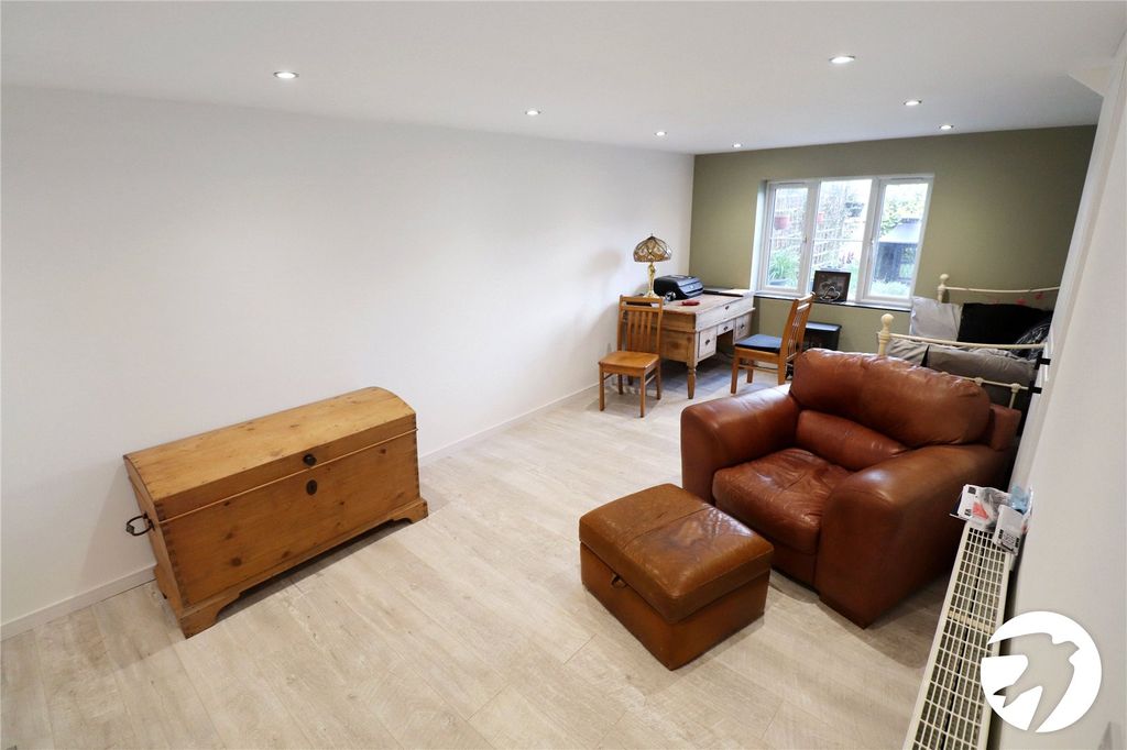 Additional image 4 of 4 bed semi-detached house for saleNorth Road, Belvedere DA17