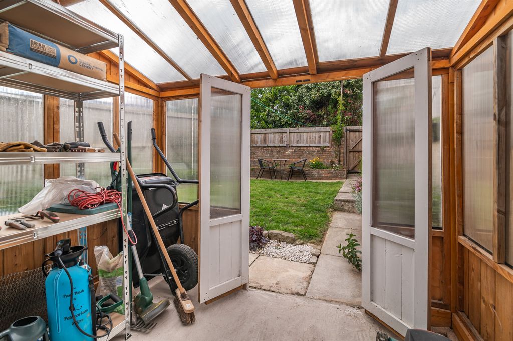 Additional image 18 of 2 bed bungalow for saleOak Close, Bulwark, Chepstow, Monmouthshire NP16