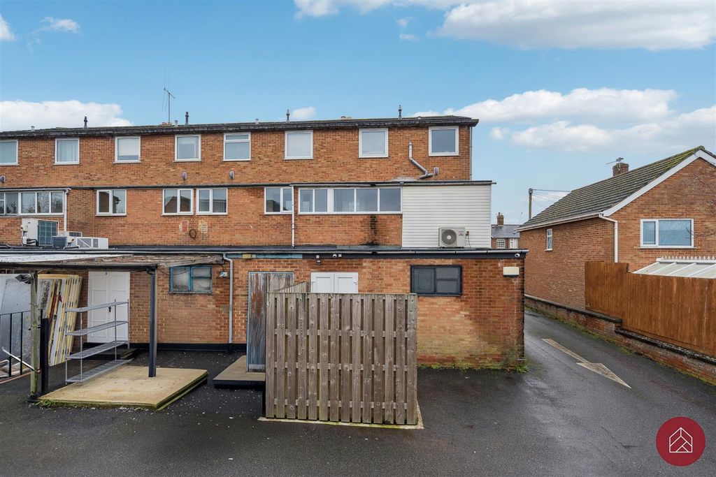 Additional image 20 of 3 bed flat for saleBucknell Road, Bicester OX26