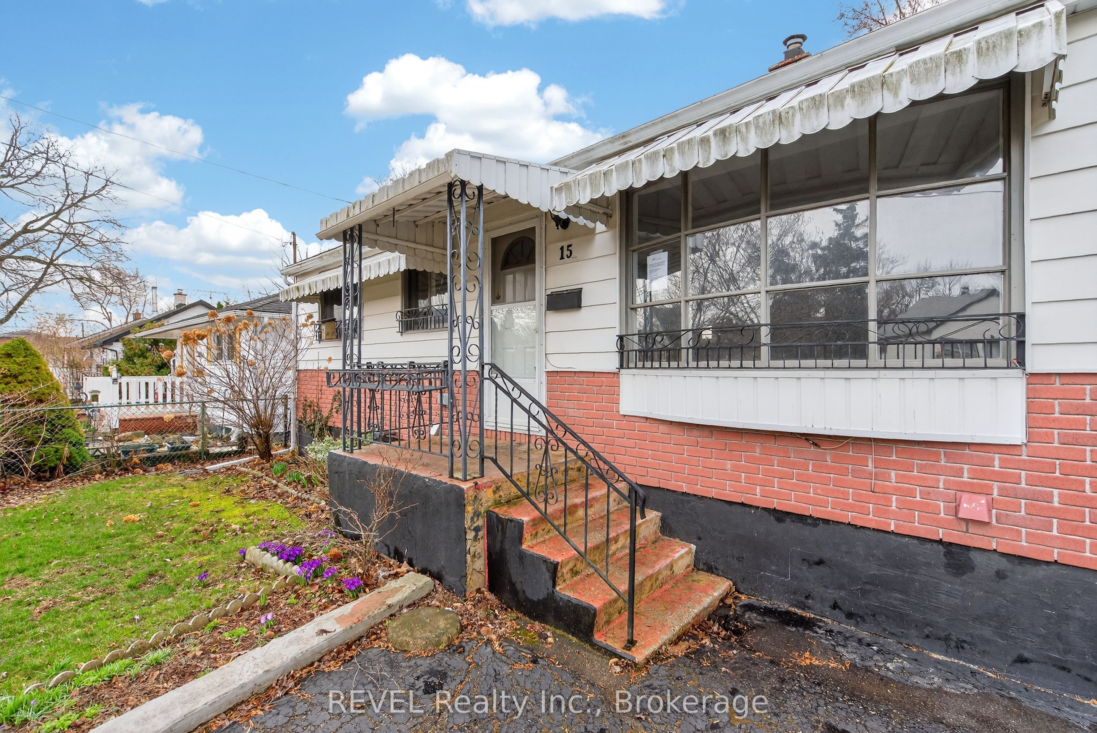 Additional image 3 of 15 Vera Street, St. Catharines, ON, L2S 1C3