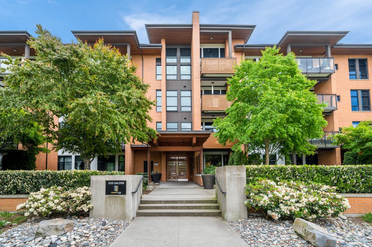 Additional image 2 of 402-220 Salter Street, New Westminster, BC, V3M 0H4