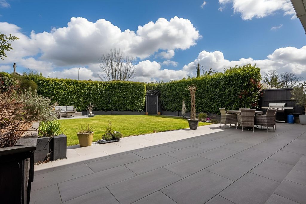Additional image 3 of 5 bed detached house for salePrime Location - Sylvan Tryst, Billericay CM12
