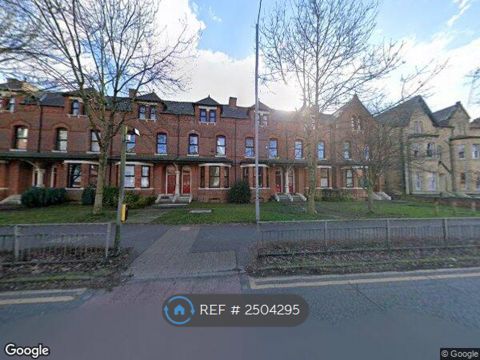 Victoria Terrace, Manchester M13