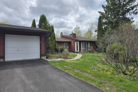 Additional image 7 of 10 Amundsen Crescent, Ottawa, ON, K2L 1A7