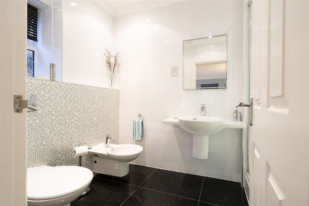 Additional image 16 of 6 bed detached house for saleNorsey Road, Billericay CM11