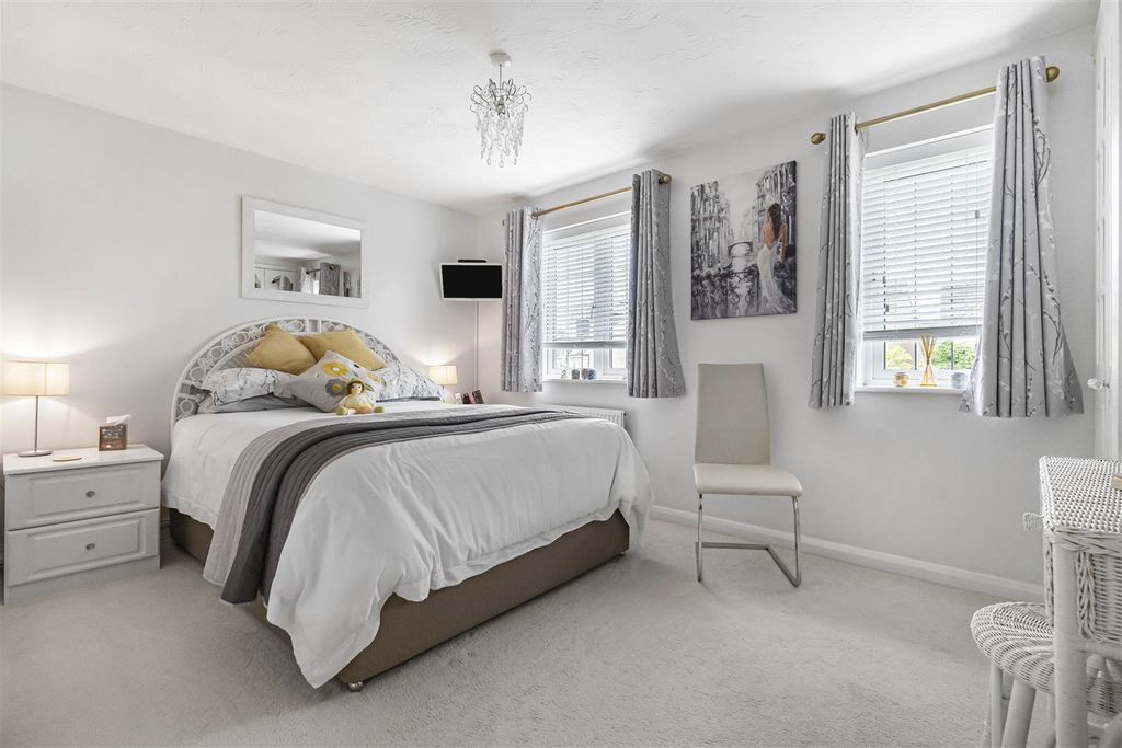 Additional image 7 of 4 bed detached house for saleOxlip Leyes, Bicester OX26