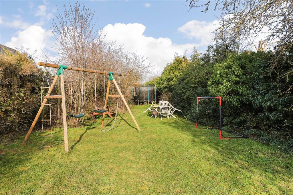 Additional image 19 of 3 bed semi-detached house for saleGreen End Road, Cambridge CB4