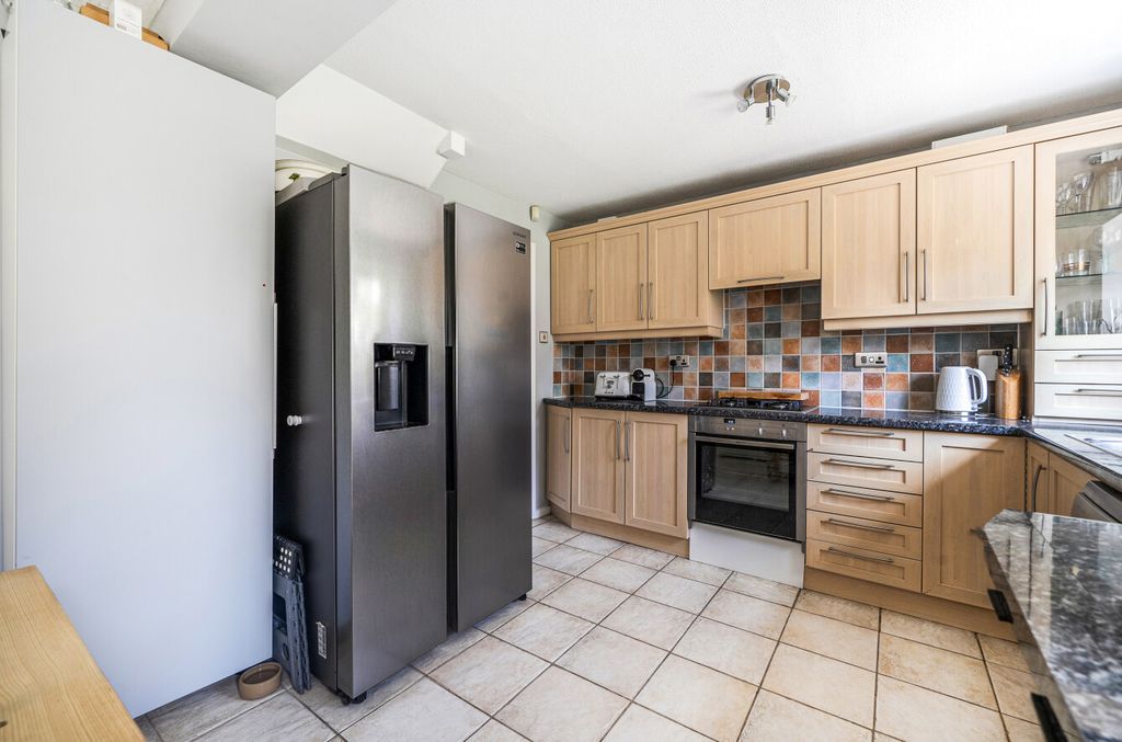 Additional image 14 of 3 bed link detached house for saleKnox Green, Binfield, Bracknell, Berkshire RG42