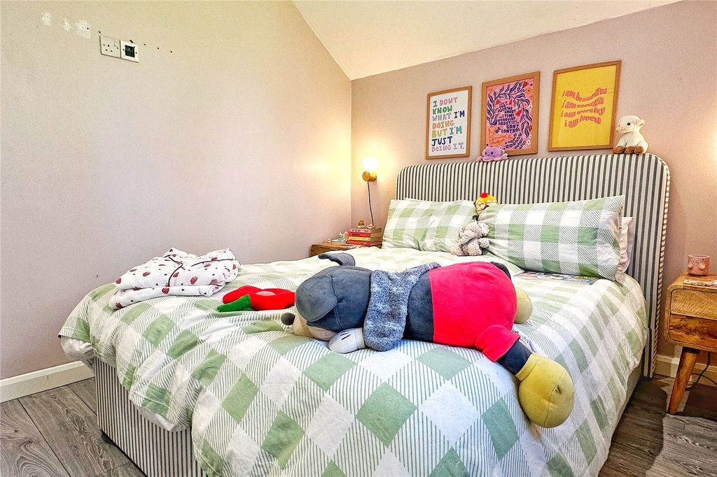 Additional image 10 of 2 bed flat for saleOldham Road, Ashton-Under-Lyne, Greater Manchester OL7