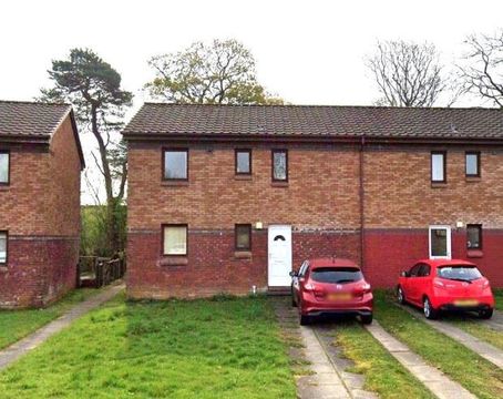 Parkfield Avenue, Rusholme, Manchester M14