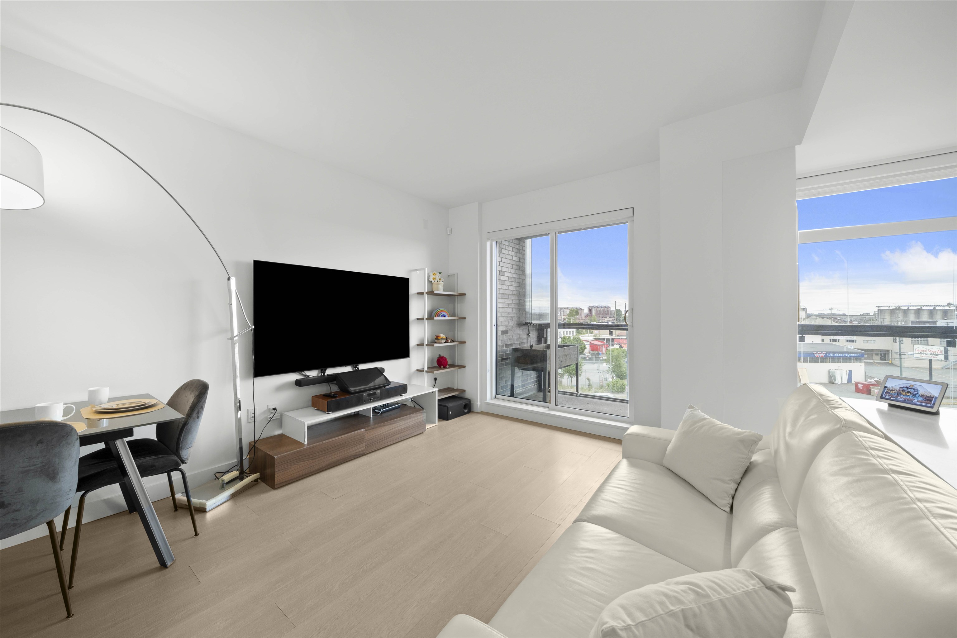 Additional image 3 of 301-8888 Osler Street, Vancouver, BC, V6P 4G2