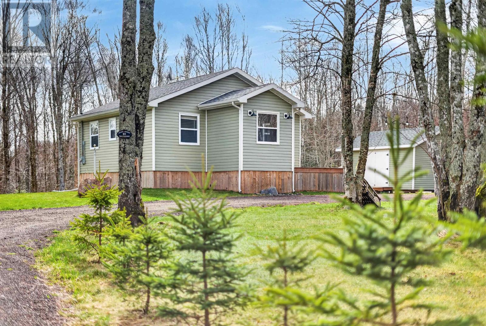 15 Silver Tree Lane