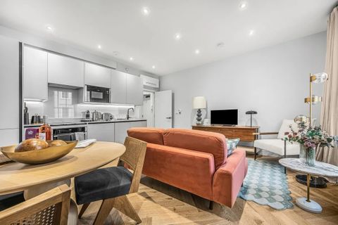 Windmill Street, Fitzrovia W1T