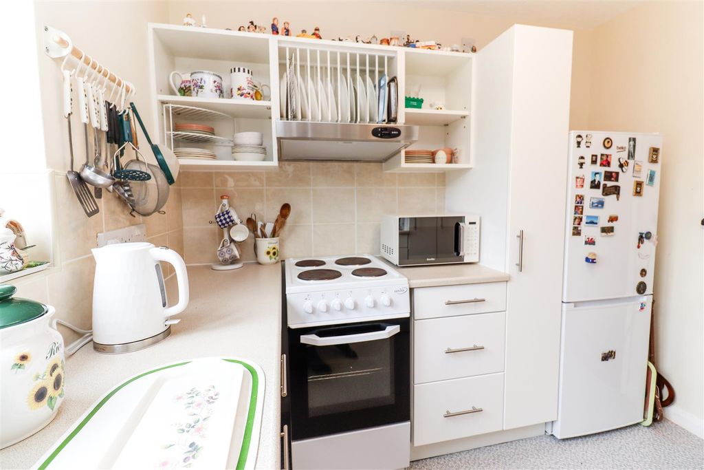 Additional image 8 of 1 bed flat for saleCedar Park, Ilkeston DE7