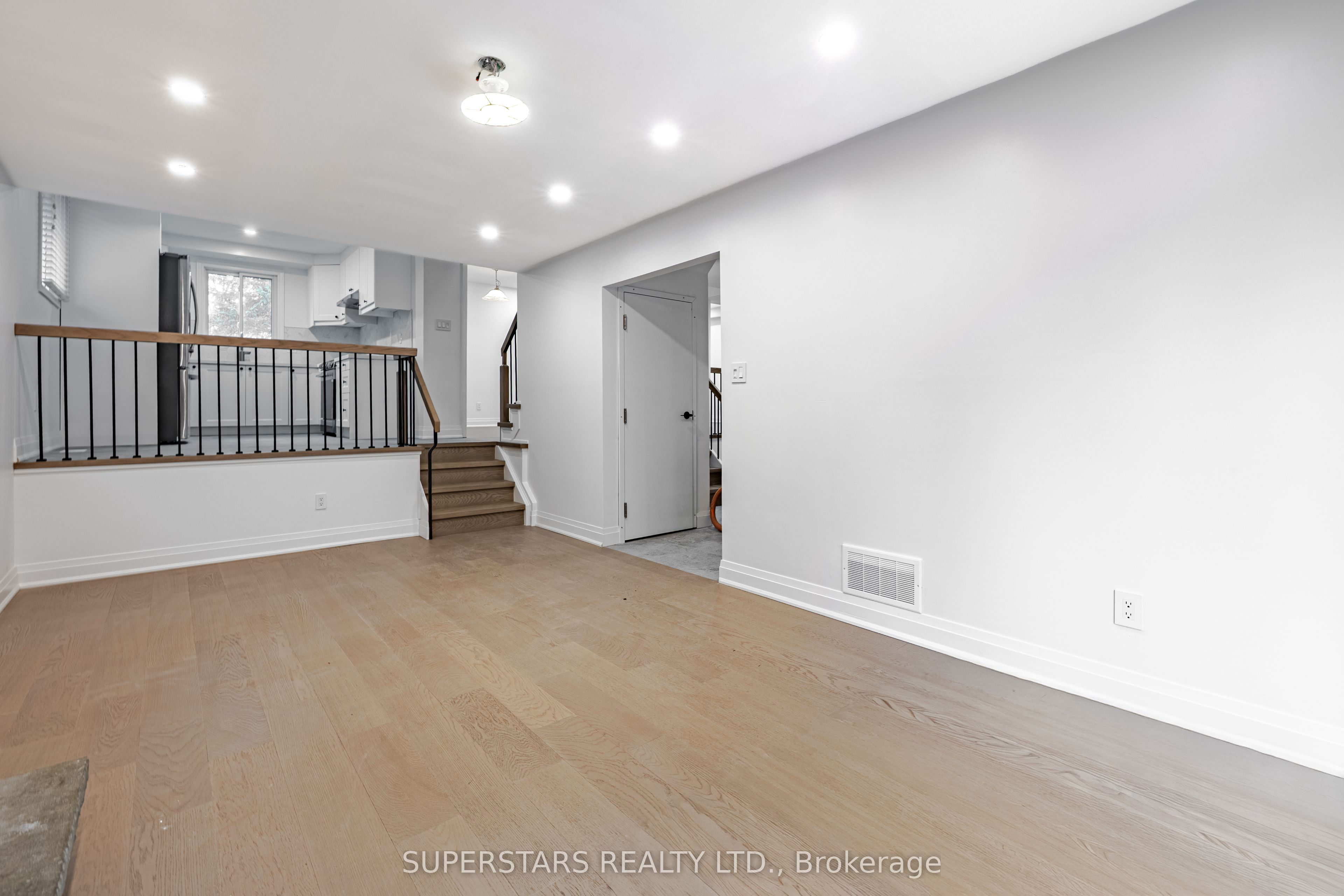 Additional image 5 of UPPER-39 Evergreen Drive, Whitby, ON, L1N 6S6