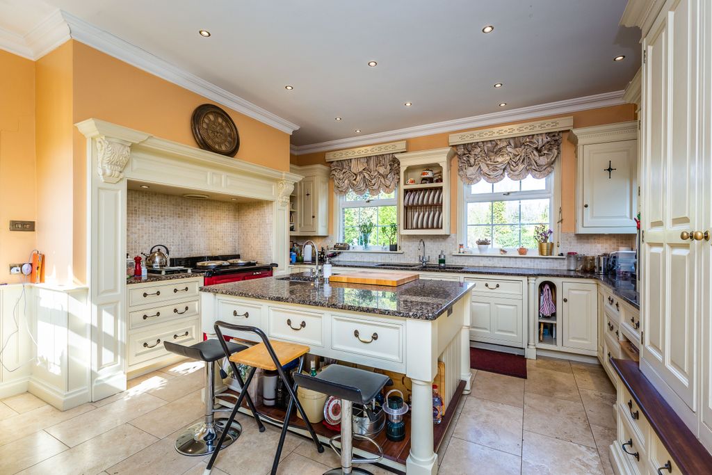 Additional image 7 of 5 bed detached house for saleMaltby House And Lodge, Raithby-Cum-Maltby LN11