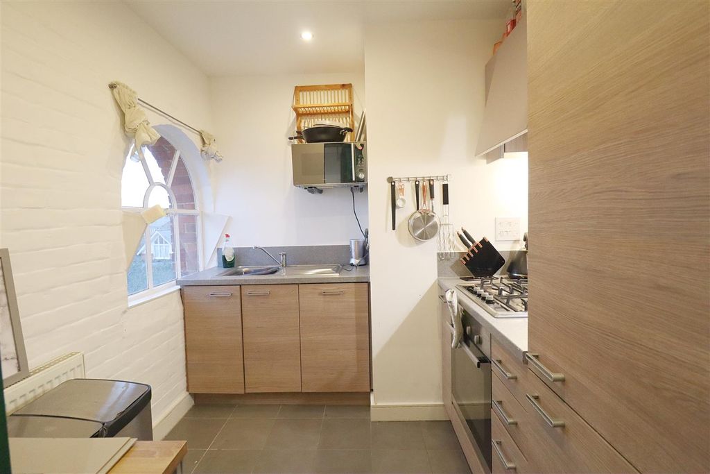 Additional image 4 of 1 bed flat for saleSt. Michaels Court, South Street, Braintree CM7