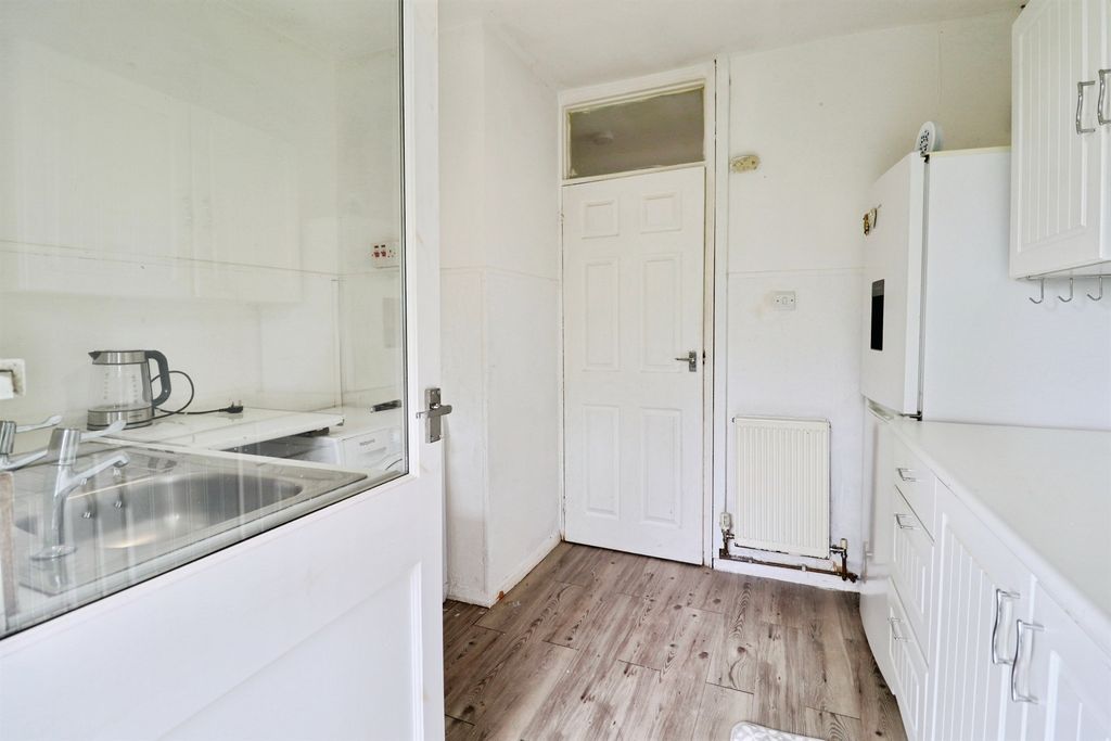 Additional image 9 of 2 bed maisonette for saleGreenway Road, Rumney, Cardiff CF3
