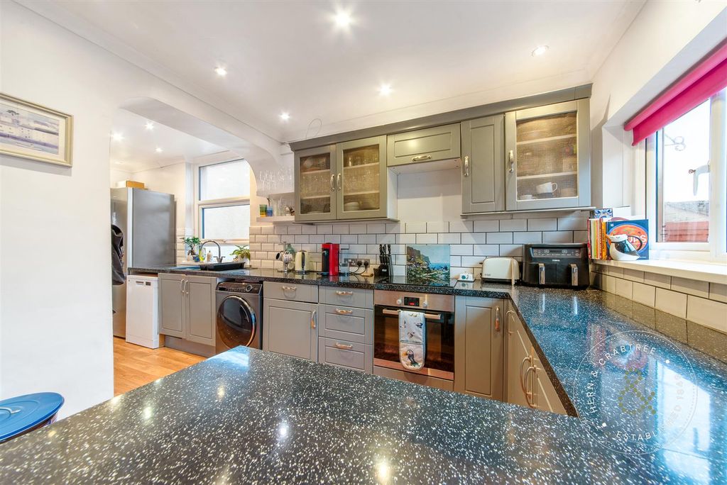 Additional image 22 of 3 bed semi-detached house for saleFairways Crescent, Fairwater, Cardiff CF5