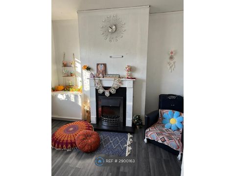 Kemberton Road, Birmingham B29