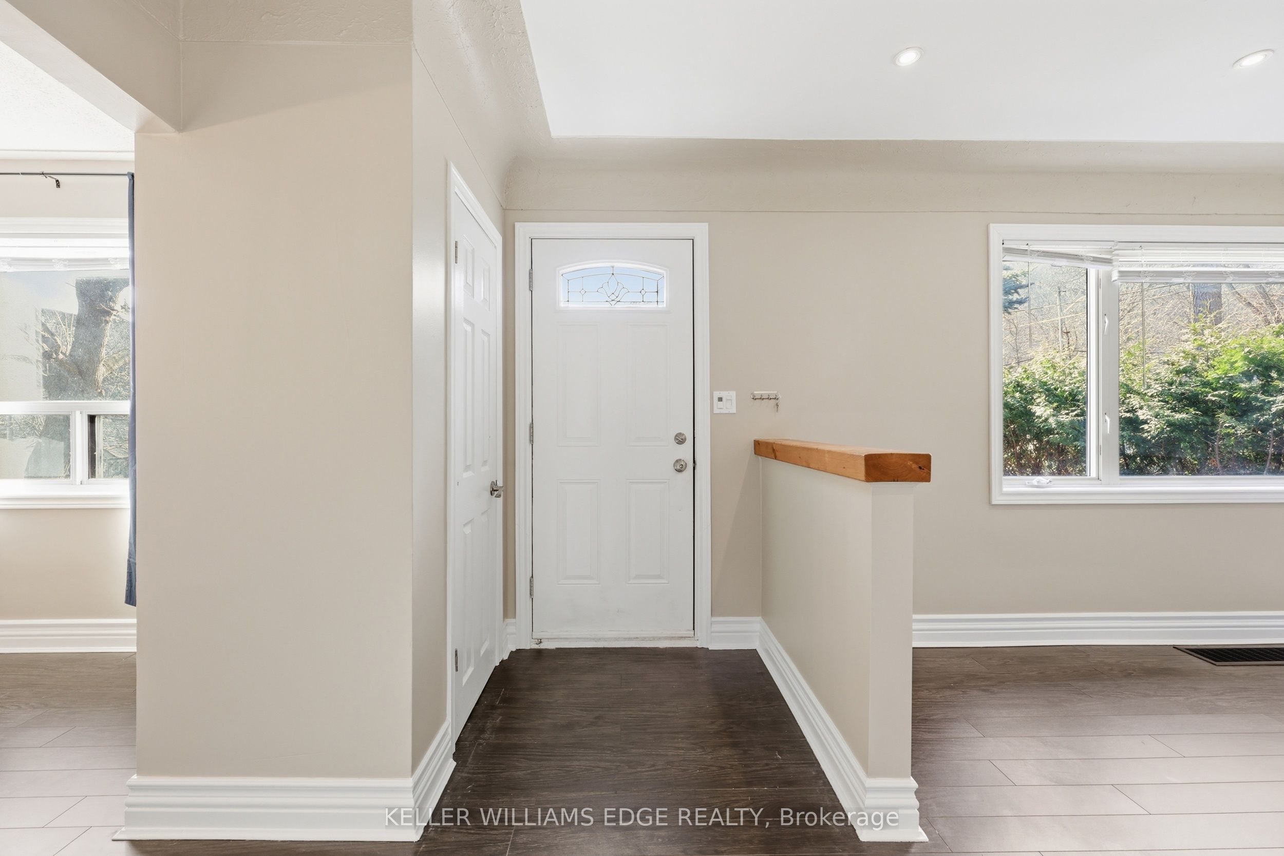 48 Mountain Avenue S, Hamilton, ON, L8G 2V8 photo 4