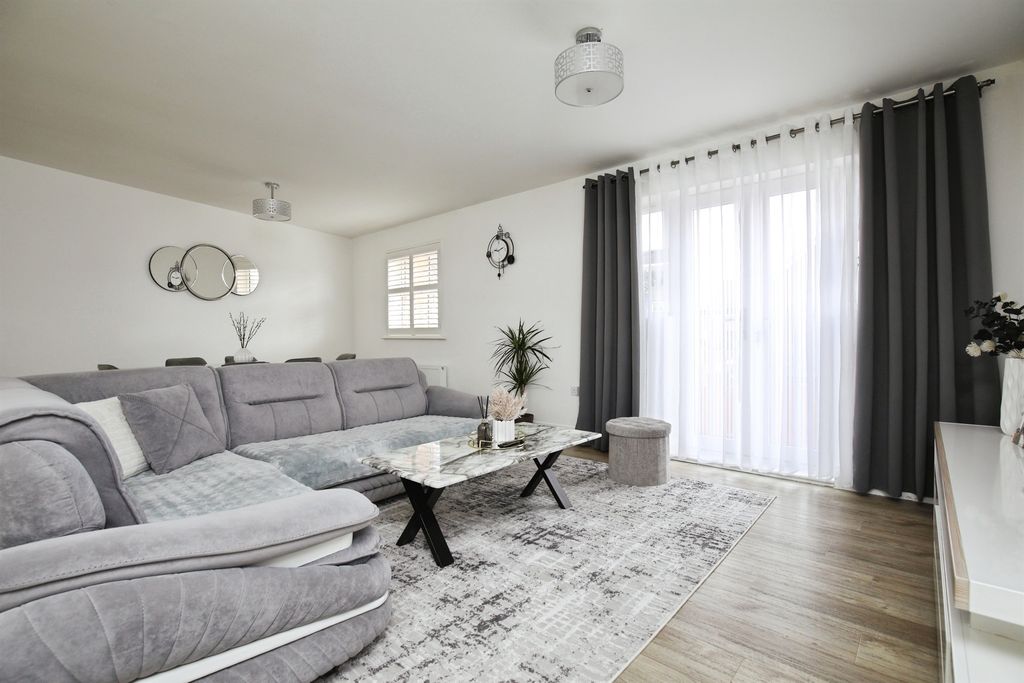 Additional image 6 of 3 bed maisonette for saleDraper Close, Andover SP11