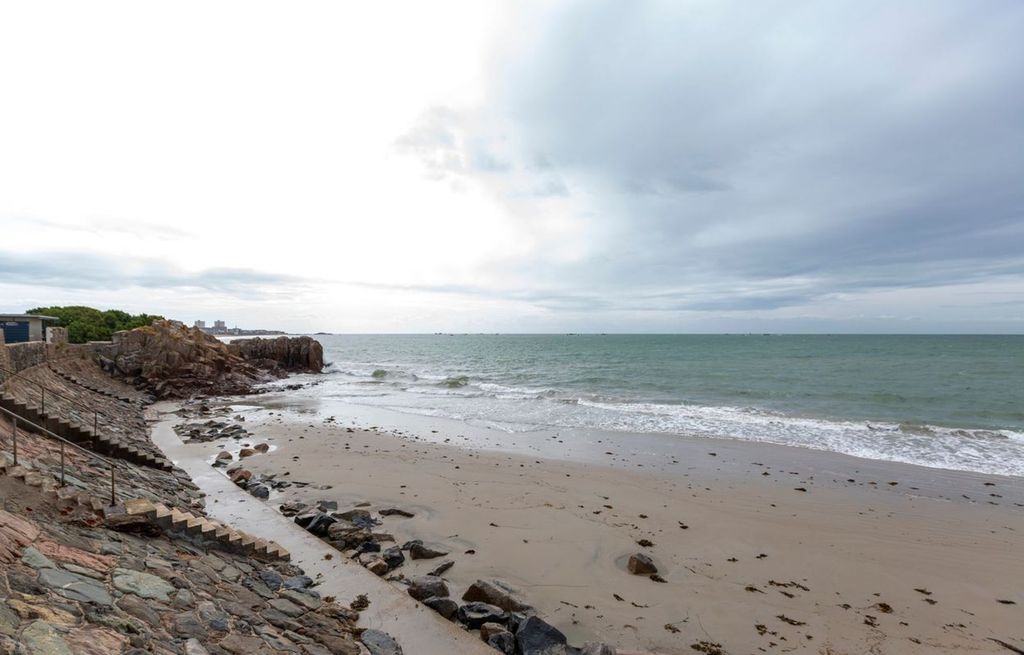 Additional image 27 of 2 bed flat for sale6 Silvertide, St Helier JE2