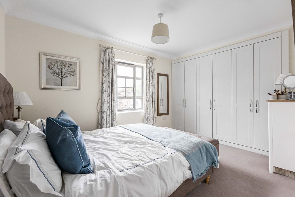 Additional image 8 of 2 bed flat for saleBirch Place, Kings Road, Berkhamsted HP4