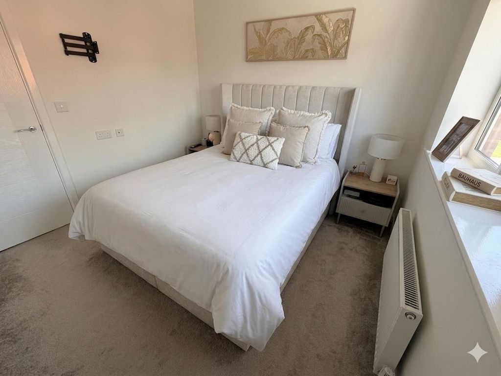 Additional image 10 of 3 bed semi-detached house for saleMaple Close, Atherstone CV9