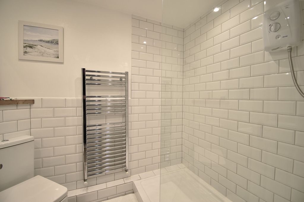 Additional image 7 of 2 bed flat for saleHeyes Lane, Alderley Edge SK9