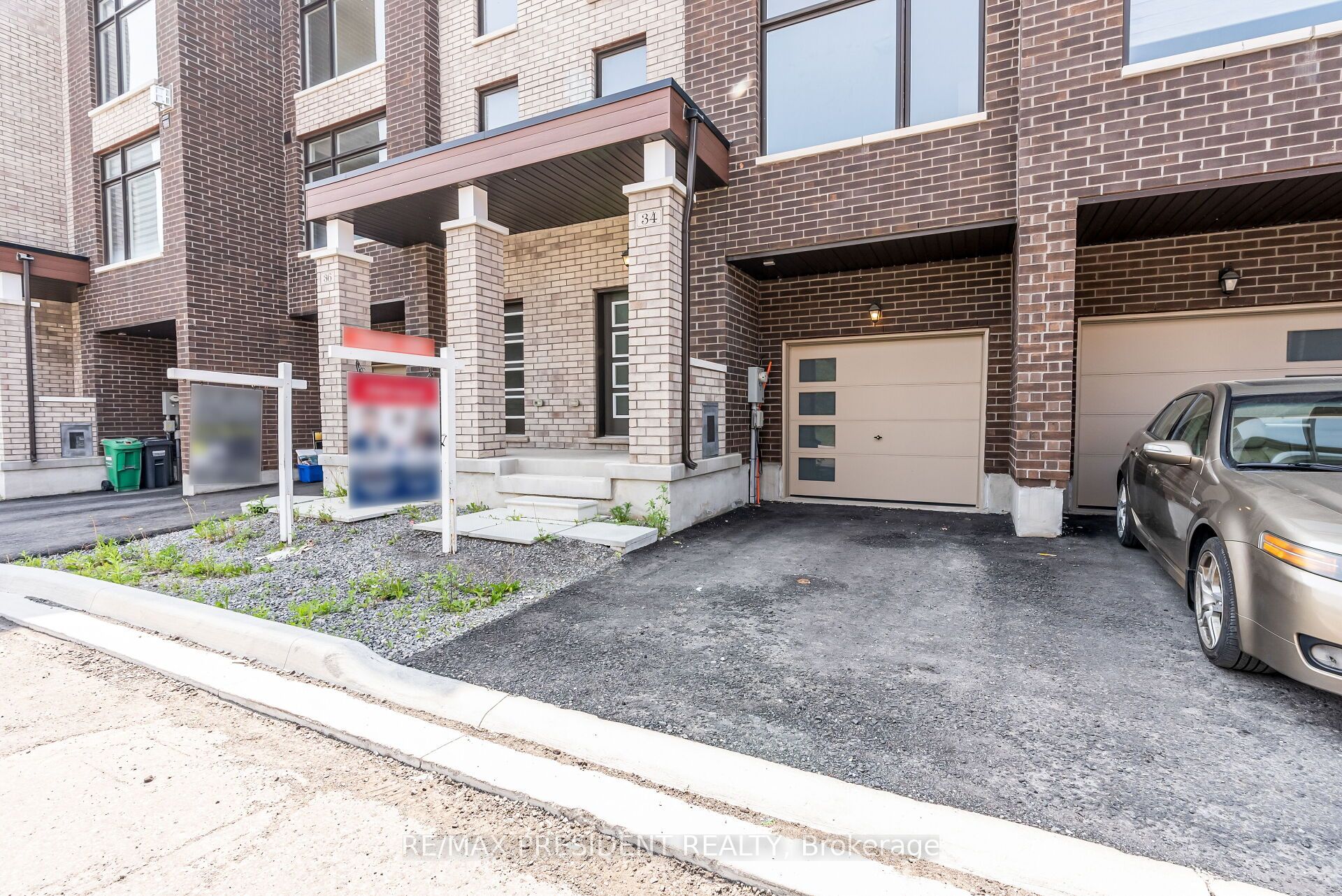 Additional image 3 of 34 Queenpost Drive E, Brampton, ON, L6Y 6L2