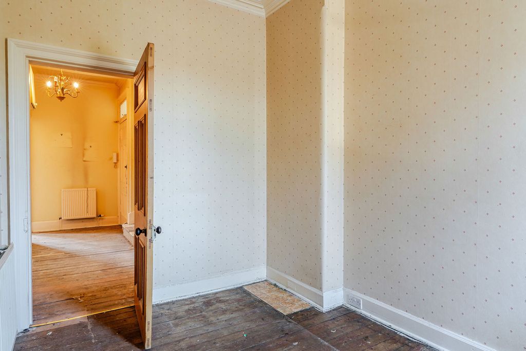 Additional image 26 of 4 bed flat for sale2 Flat 2 Braefoot Terrace, Edinburgh EH16