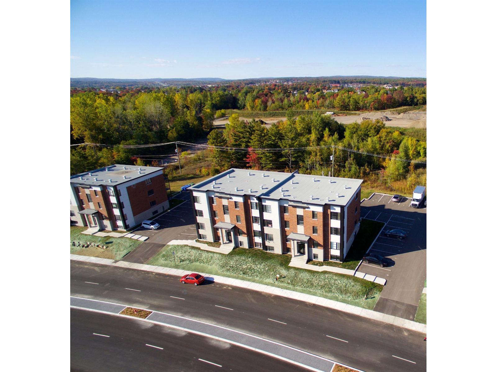 845 Rue Filion